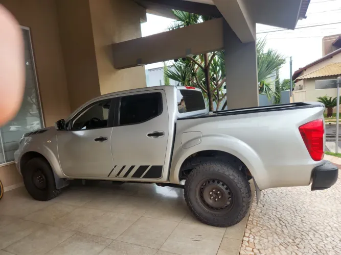 Nissan Frontier S CD 4X4 2.3 TB Diesel Mec. 2023