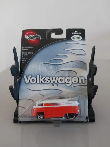 Hot Wheels DragBus