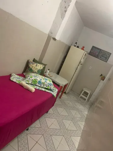 Troco cama solteiro +colchao em tv