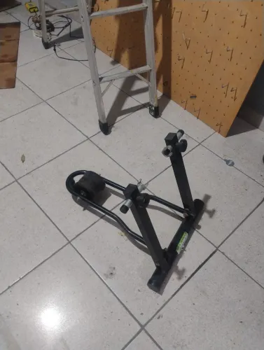 Rolo de treino de bicicleta