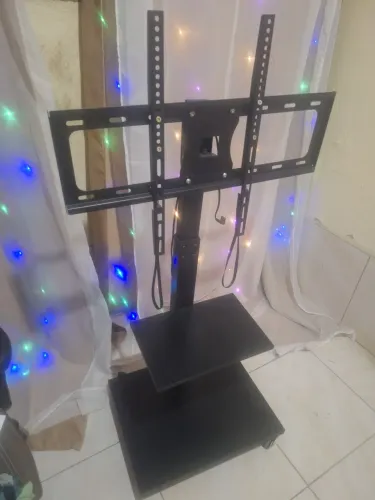 SUPORTE - LEVE A TV PARA QUALQUER CÔMODO