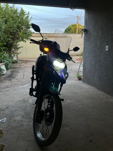XTZ Lander 250 - 2019