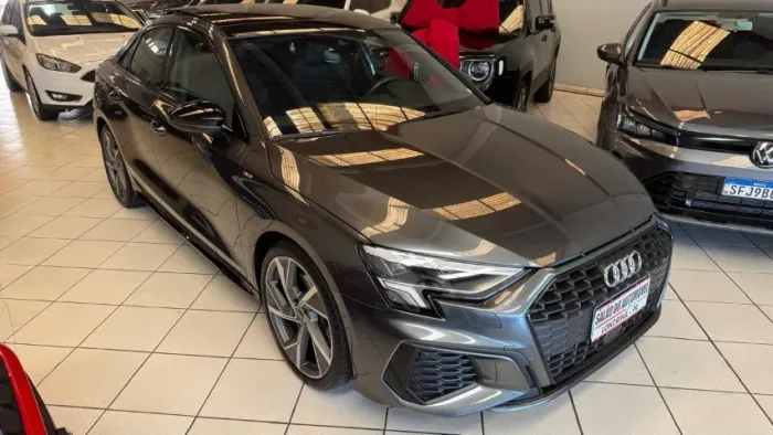 Audi A3 Sed. Perform. Black 2.0 TFSI S-tronic 2024