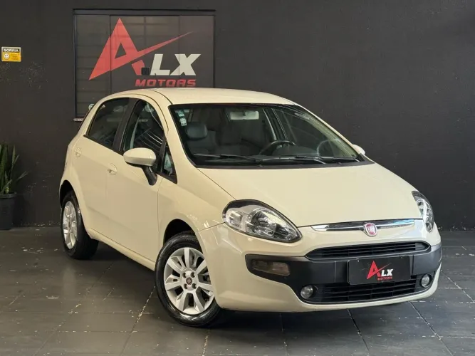 Fiat Punto Attractive 1.4 Fire Flex 8V 5P 2013