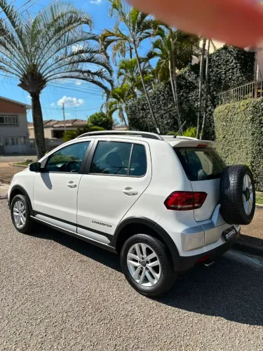 Volkswagen Crossfox 1.6 T. Flex 16V 5P 2015