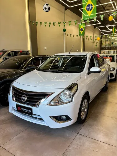 Nissan Versa SV 1.6 16V Flexstart 4P Aut. 2020