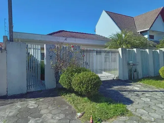Casa no Capão da Imbuia - Curitiba - PR