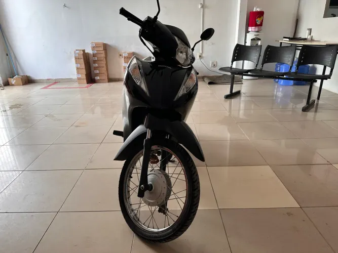 Honda Biz ano 2025 zerada 6 mil km 
