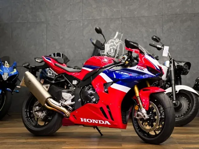 HONDA CBR1000RR-R Fireblade SP 2025/2026