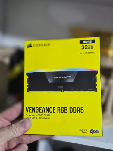 Memoria ddr5 Corsair RGB 6000mhz nunca foram usadas