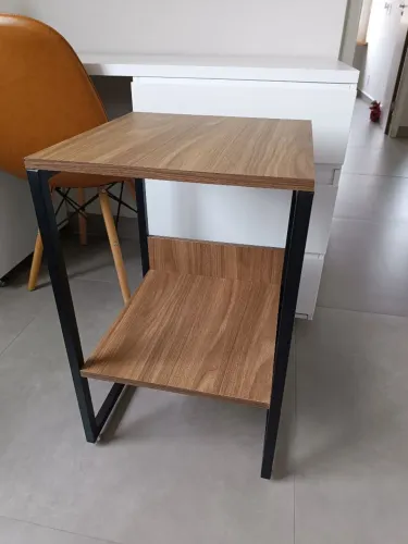 Mesa de Cabeceira Lateral