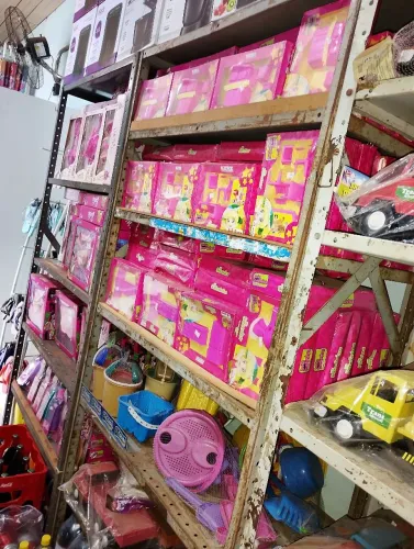 LOTE DE BRINQUEDOS A VENDA