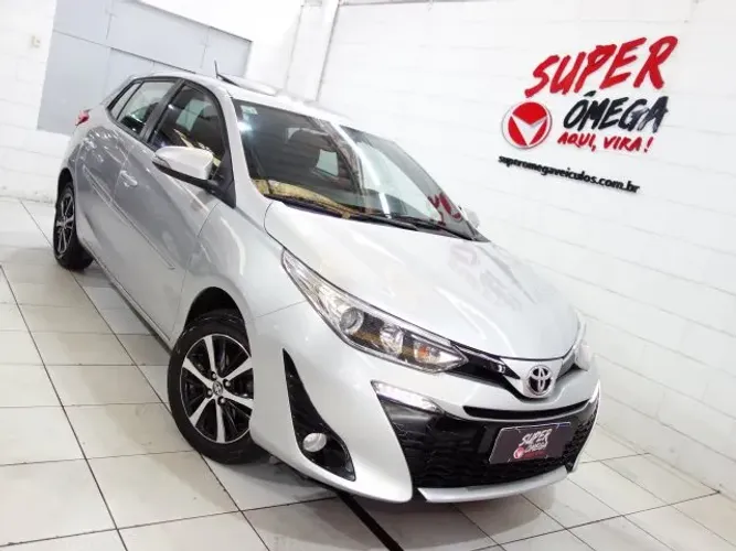 Toyota Yaris XLS 1.5 *C/ Teto Solar* - 2020