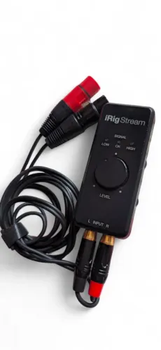 Interface de Áudio IK Multimedia iRig Stream Preto USB 2.0 iOS