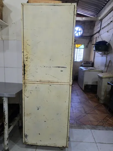Armário para pão 20 telas