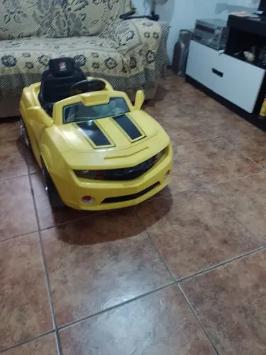 Carro elétrico precisa trocar a bateria estado bom valor 500.00 reais