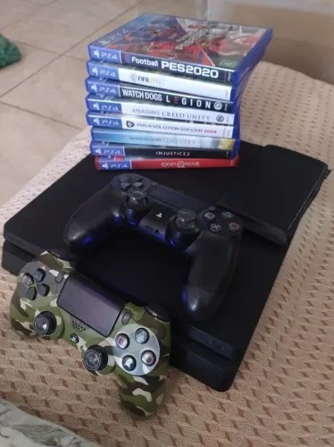 Playstation 4 slim - retirar em mãos 