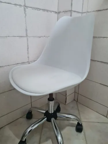Cadeira escritorio com rodas