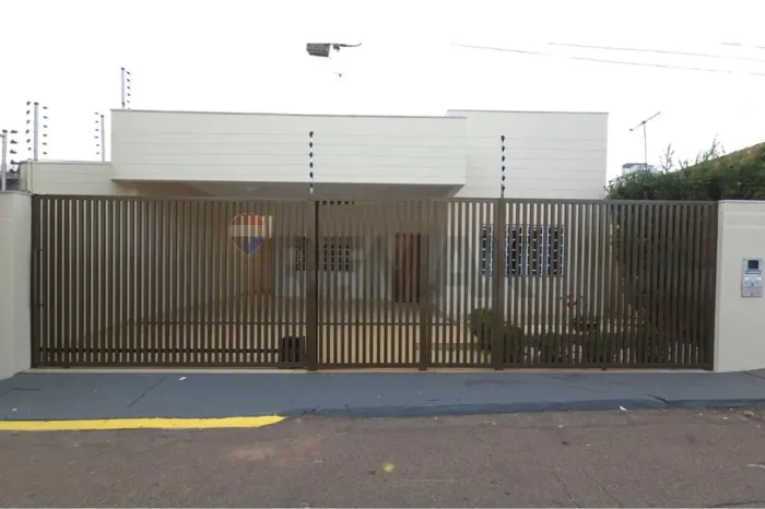 CASA À VENDA BAIRRO COHAB