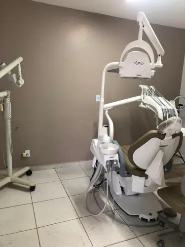 Alugo consultorio odontologico
