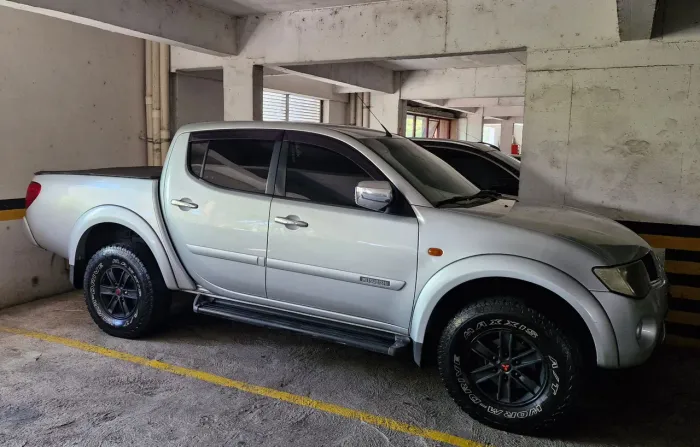 Mitsubishi L200 Triton HPE 3.2 CD TB Int.diesel AUT 2010