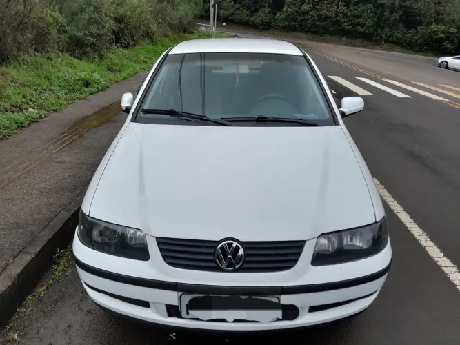 Volkswagen Gol Geração III Plus 1.0 MI 16V Gasolina Mec. 2P 2001