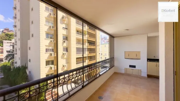 Apartamento 3 dormitórios à venda Higienópolis Porto Alegre/RS