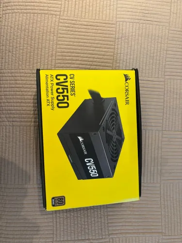 Fonte Corsair CV550 550W 80 Plus Bronze 