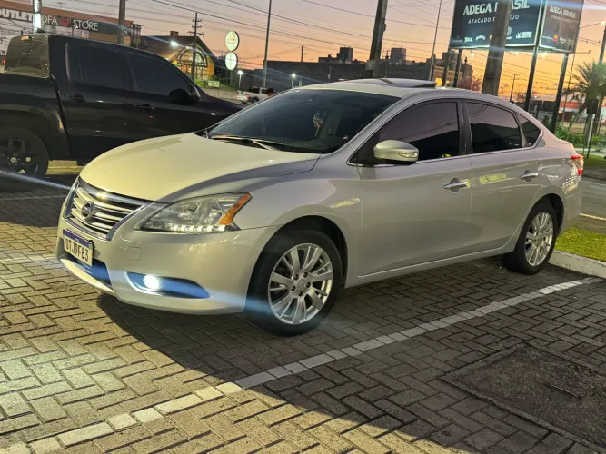 Nissan Sentra SL 2.0/ 2.0 Flex Fuel 16V Aut. 2014