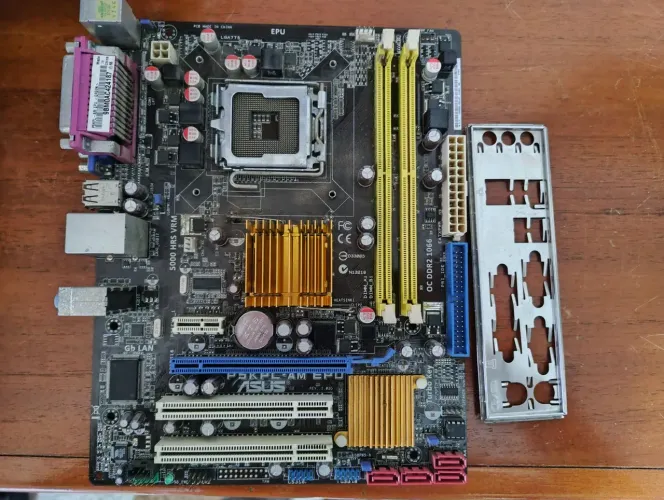 Placa mãe LGA775 Asus P5KPL-AM EPU (Usada)