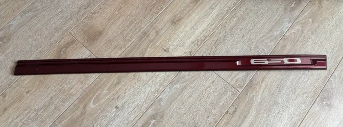 Friso lateral direito Monza 90 - 650