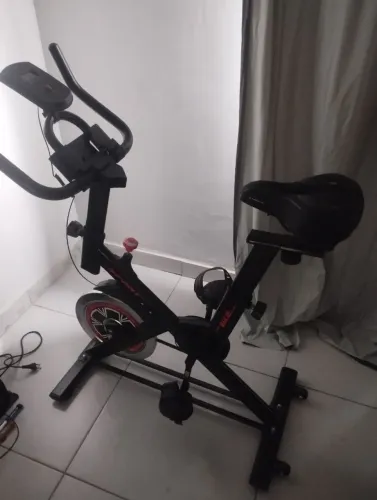 Bicicleta ergométrica ótimo estado