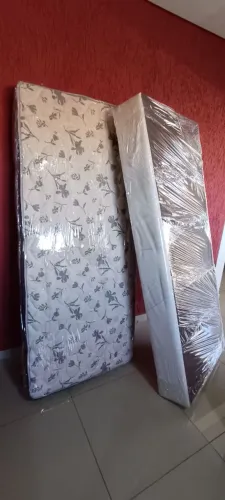 CAMA BOX DE SOLTEIRO R$150