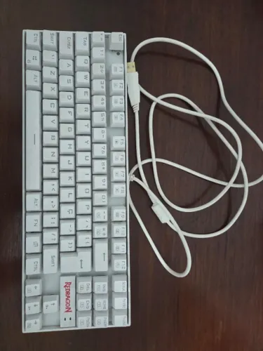 Teclado Gaming Redragon K552w-rgb Kumara Usb Branco Inglês