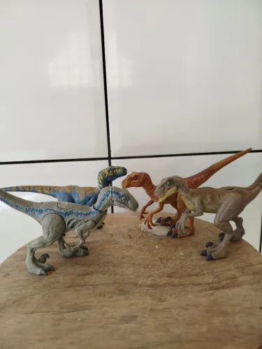 Velociraptores Jurassic world dinossauro Mattel