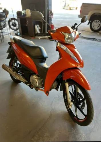 ? HONDA BIZ 125i FLEX 2018 - LARANJA<br>