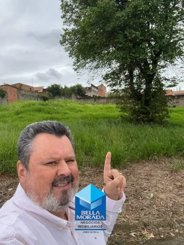 Terreno à venda no Bairro Alto dos Laranjais - 300,65 m²