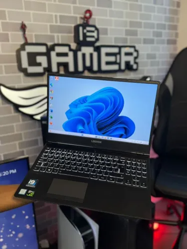 Notebook Lenovo Legion Y530 - i5 8300H 2.3GHz 8 GERAÇAO 16GB DDR4 256 SSD NVME - GTX 1050 