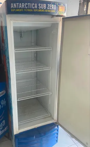 Freezer cervejeiro Antártica 500 litros Frost free