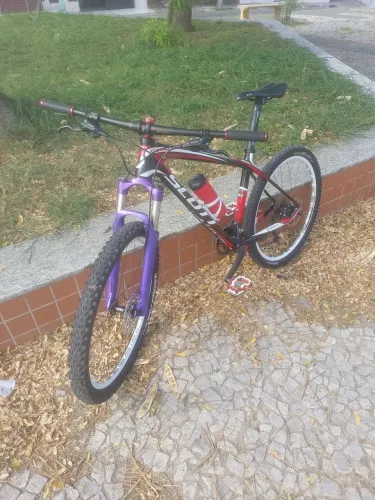Vendo bike aro 26 de carbono