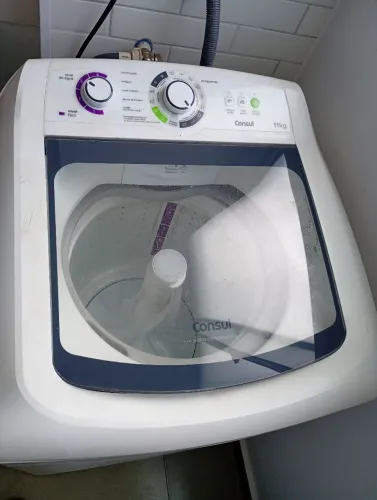 Vende-se máquina de lavar Consul 11kg V220