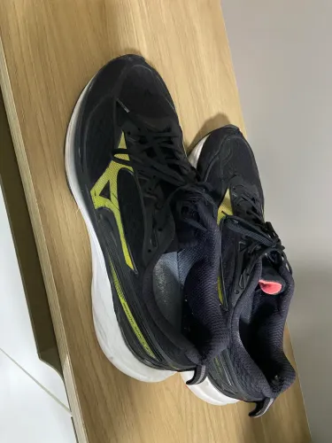 Mizuno wave space usado tamanho 44