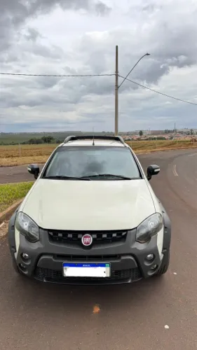 Fiat Strada Adventure1.8/ 1.8 Locker Flex CD 2017