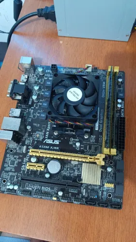 Kit Placa Mãe + Processador AMD + Memorias