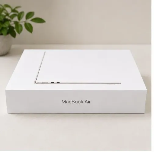 Lacrado- MacBook Air M5 512sdd 16 ram - Starlight