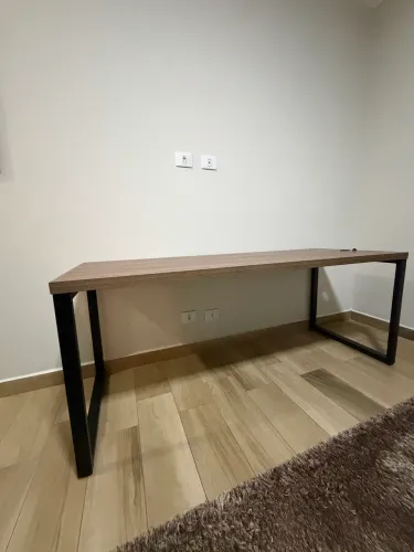 mesa escrivaninha grande MDF