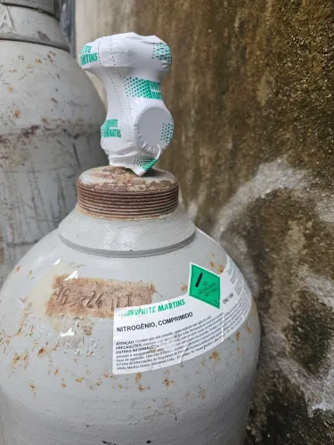 Garrafa de nitrogênio 