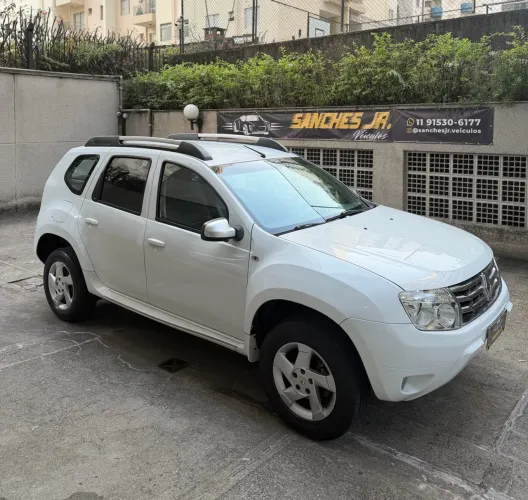 Renault Duster Dynamique 2.0 Hi-flex 16V Aut. 2013