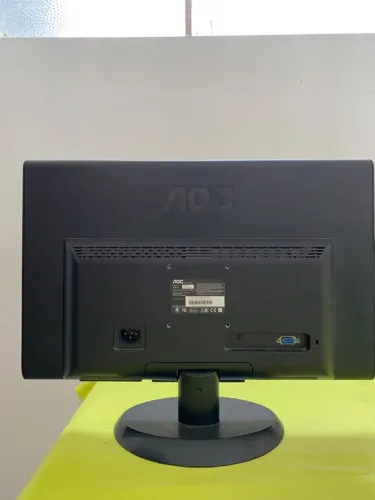 Monitor 19,5 pol. LED AOC e2050Swn 1600 x 900, VGA + adaptador hdmi