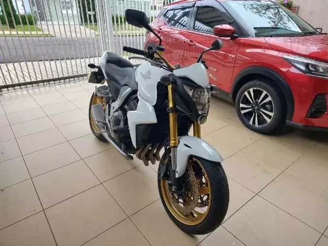 Honda CB 1000R